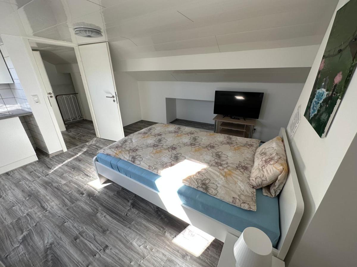 Ferienwohnung Am Hafen Wilhelmshaven Exterior photo